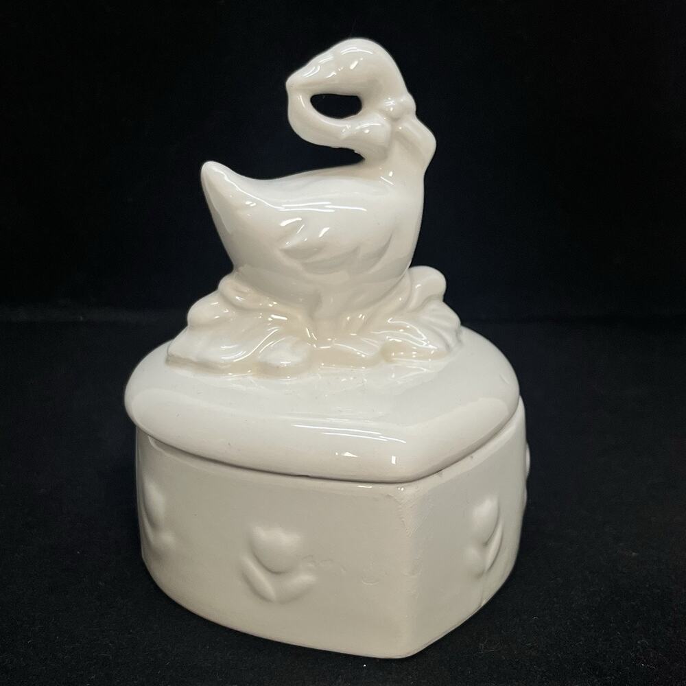 goose heart shaped trinket vtg ceramic duck dish box white country geese cottage